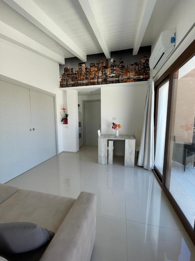 Barrile's Guest house